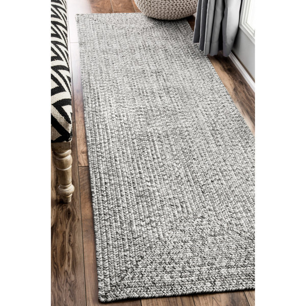 Wade Logan® Kulpmont HandBraided Grey Indoor/Outdoor Area Rug